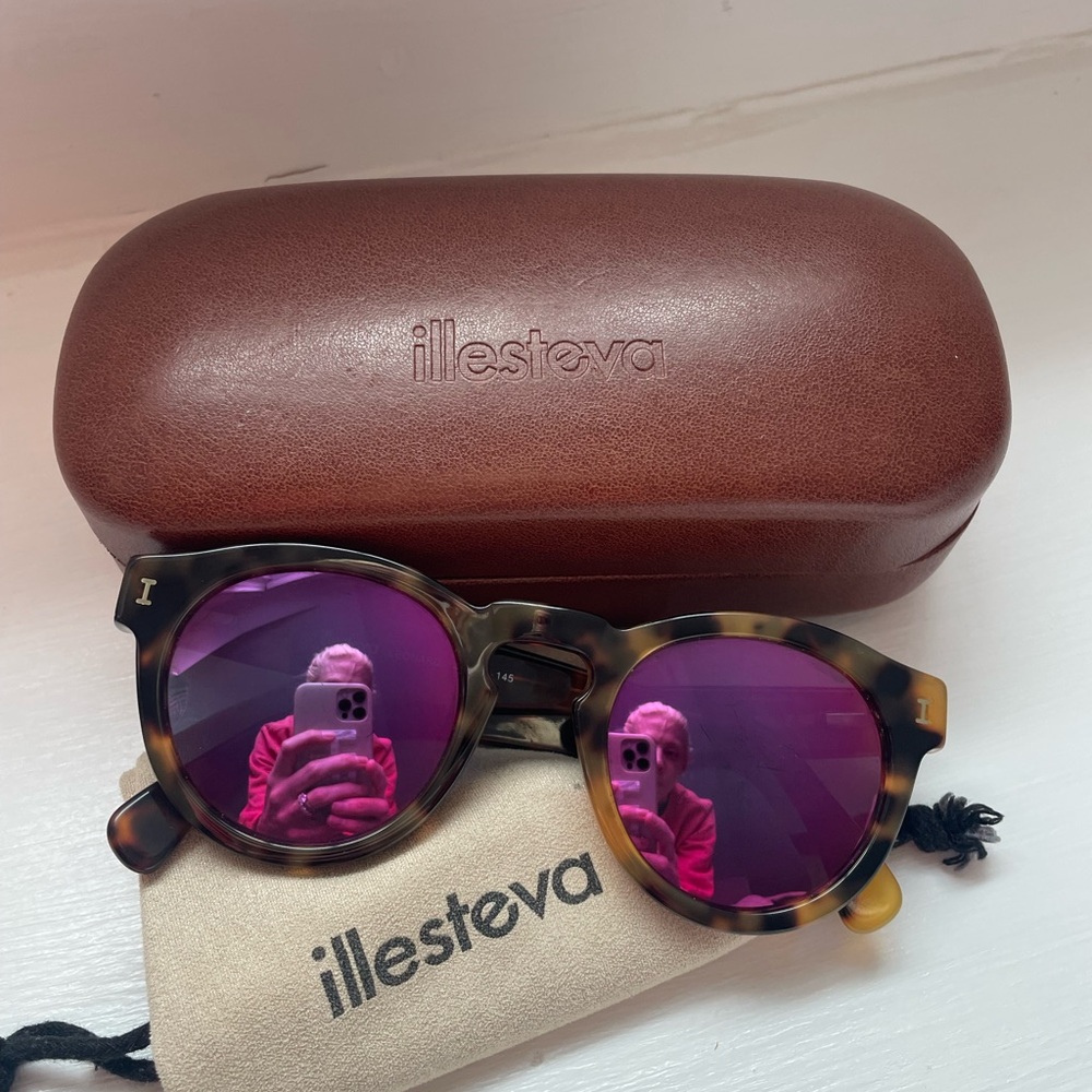 Illesteva Leonard Tortoise Sunglasses with Pink Lenses